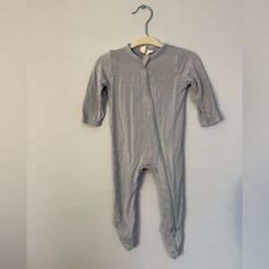 Kyte baby Grey Footed One-Piece Zipper Pajamas 3-6m in storm bamboo soft